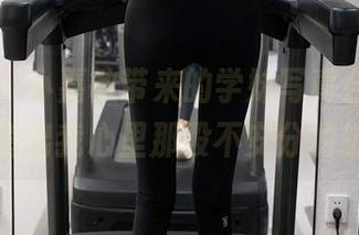 秀人网 – 小嘉敏带来的学妹写真合集，完全是道出我心里那股不安分的想法。