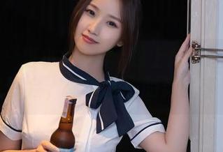 秀人网 – 当小樱koko遇上内衣：一场隐秘的分享会，难以想象的款式等着你。