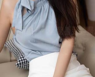 秀人网 – 牛仔裤？不！我看到的是幼幼的私房写真，别再让我走神了。