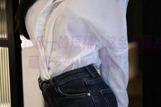 秀人网 – 林乐一的短裙，这全套图片里暗藏着多少小心思啊？