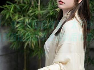 秀人网 – 看艺轩的白衬衫，太干净太好看，高清美图让我忍不住想以后也要买一件。