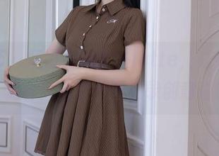 秀人网 – 所谓趁热拿铁latte，必有“奶牛”相伴：全套原图记录创意奇啼！