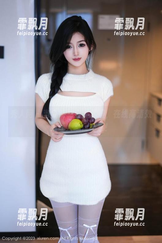 秀人网 - 当金纯一穿上礼服，在线高清效果让人忍俊不禁！
