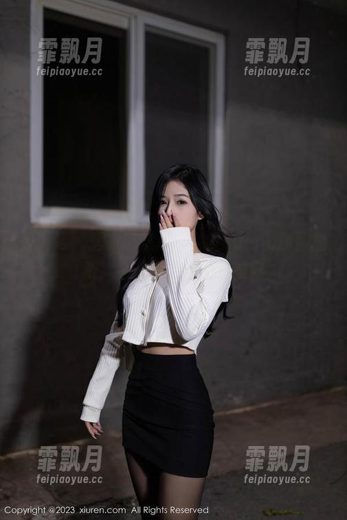秀人网 - 居家随意风：龙女sunny原图翻新，必备的个性壁纸推荐