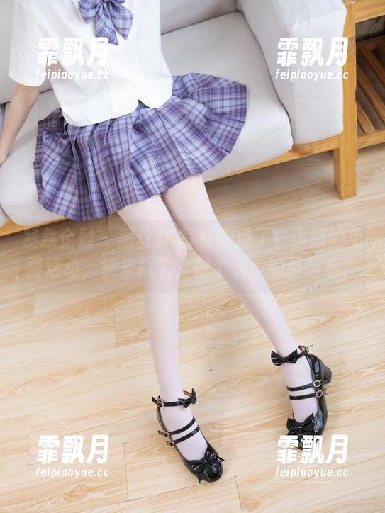 紧急企划 - 黑丝JK写真撒糖了！小恩的免费活动，快来报名，做个快乐的参与者！