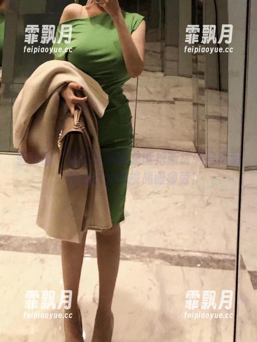 微密圈 - 紫色哒豚豚总能把新货玩得很溜，精选不选就挑战眼疲劳！