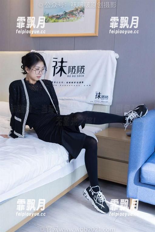袜啵啵 - 当瑶瑶进入泳衣模式，图包开启无圣光之旅！