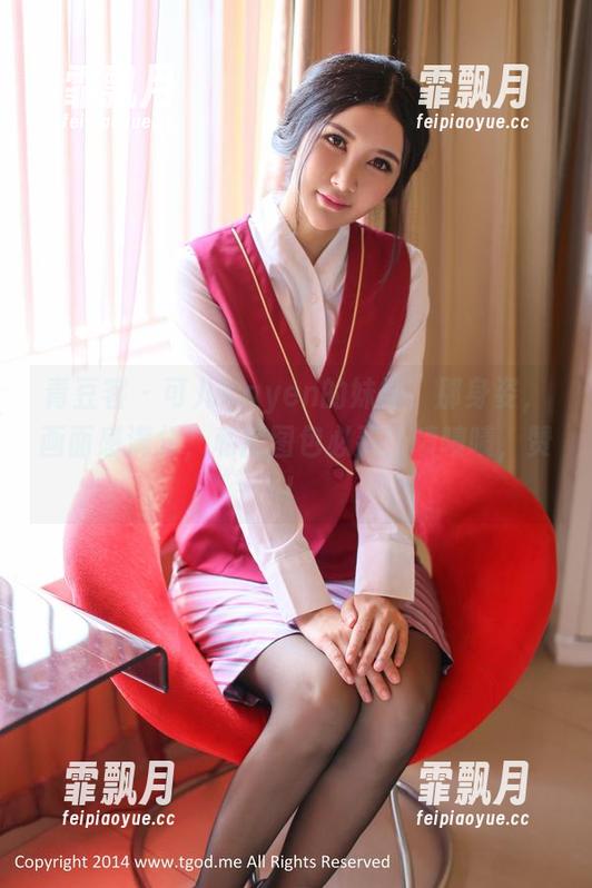 青豆客 - 可儿Kayen的妹妹，那身姿，画面感满分，私房图包必买！啧啧啧，赞！