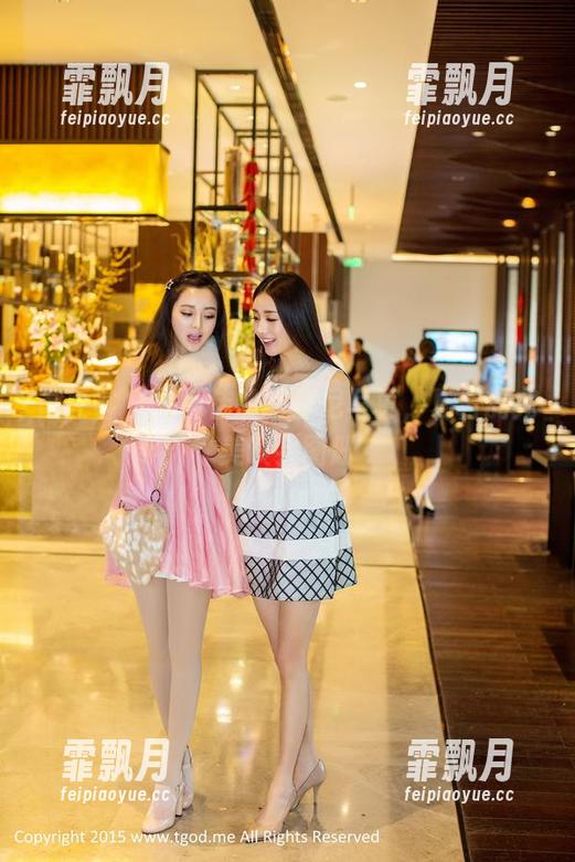 青豆客 - 施忆佳的比基尼写真，夏日的完美误会图册